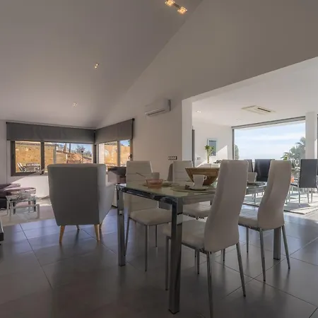 Sunset Lux House - Ideal Familias En Zona Residencial & Aircon * Lloret de Mar