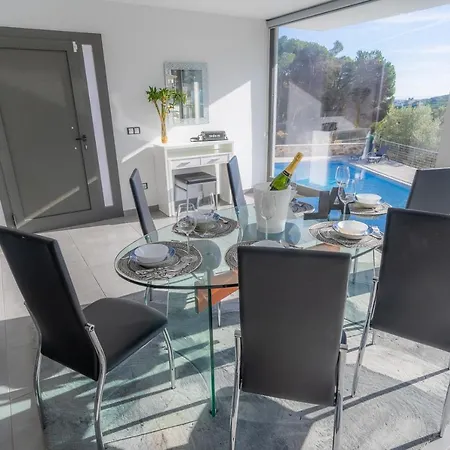 Villa Sunset Lux House - Ideal Familias En Zona Residencial & Aircon