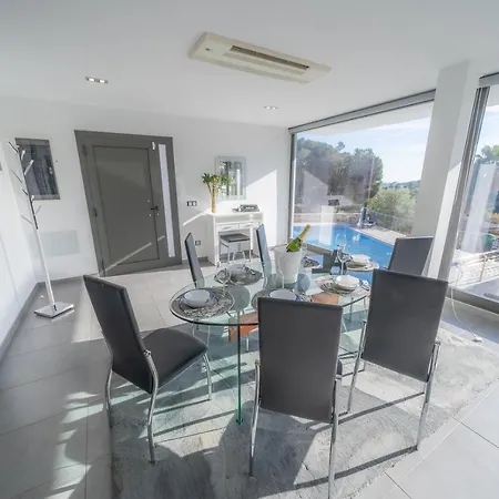 Villa Sunset Lux House - Ideal Familias En Zona Residencial & Aircon *